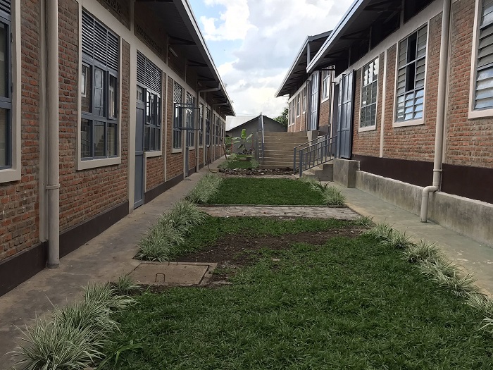 Ishuri ry'Imyuga rya TVET Cyanika ryaruzuye