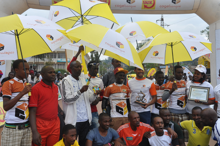 Cogebanque ishimira ikipe ya Les Amis Sportifs nayo yitwaye neza muri aya marushanwa