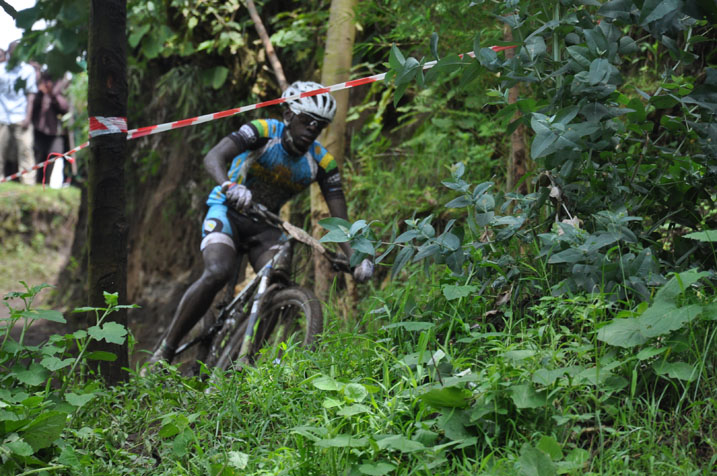 Abanyarwanda benshi nibwo bwa mbere bari bakinnye iyi mikino