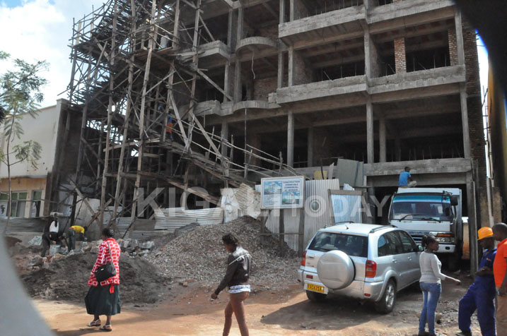 Inyubako ziri kuzamurwa mu mujyi wa Huye ugomba kwakira igikombe cy'Afrika