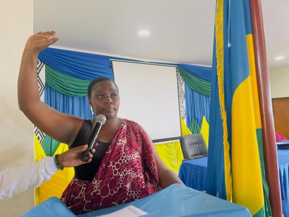 Mukase Valentine, Meya w'Akarere ka Karongi