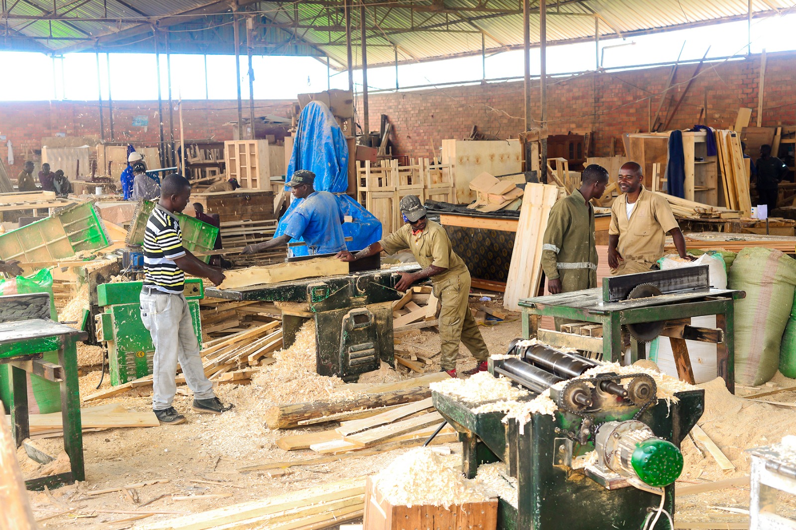 Abakora ububaji bo bamaze kwishyira hamwe