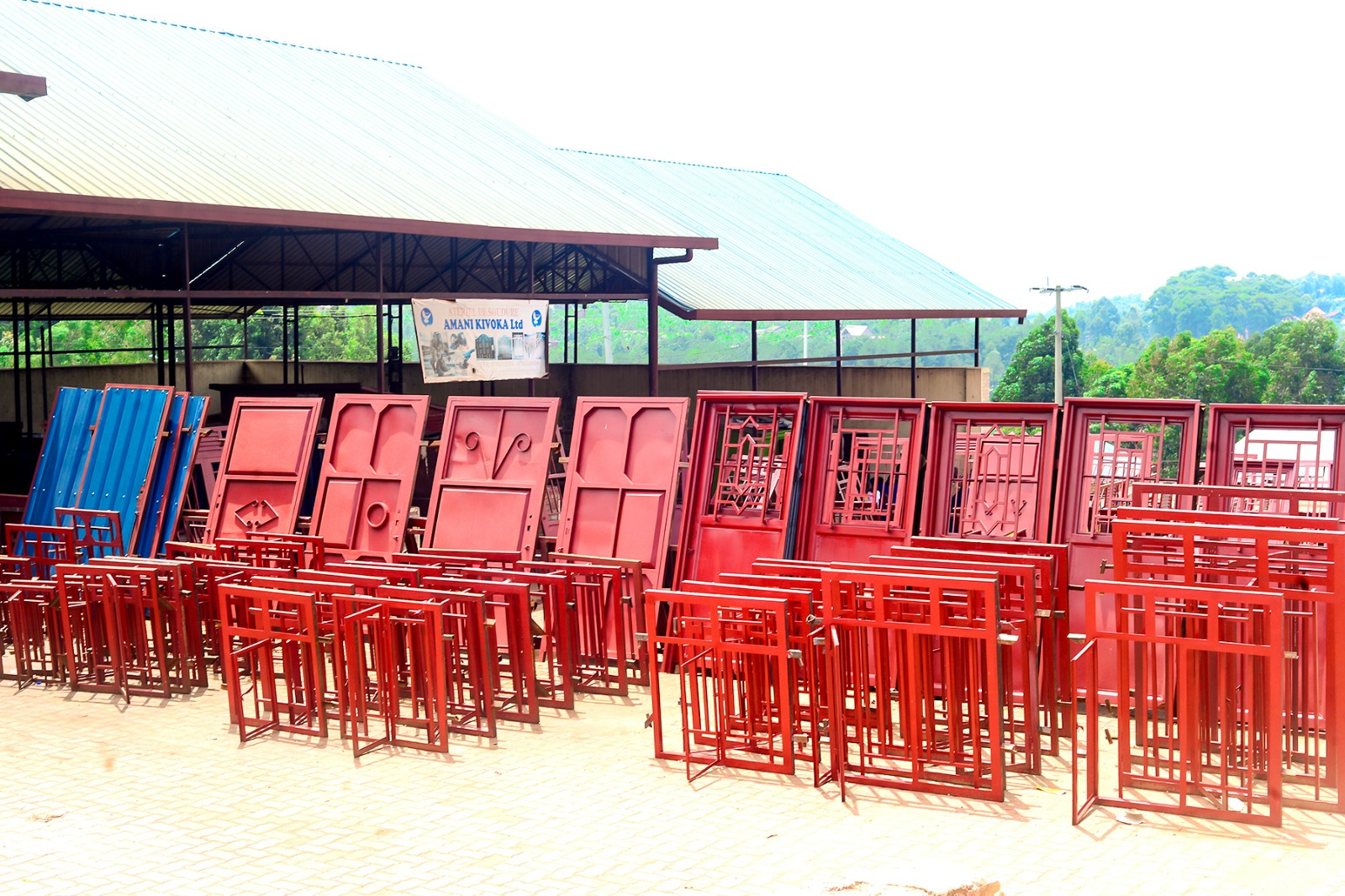 Hari ibikorwa by'ubusudirizi bisigaye bikorerwa mu ngo bigiye guhagurukirwa