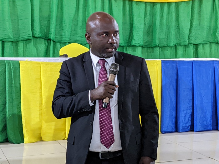 Guverineri Mugabowagahunde yahaye abayobozi bashya umukoro wo gukemura ibibazo byadindiye 