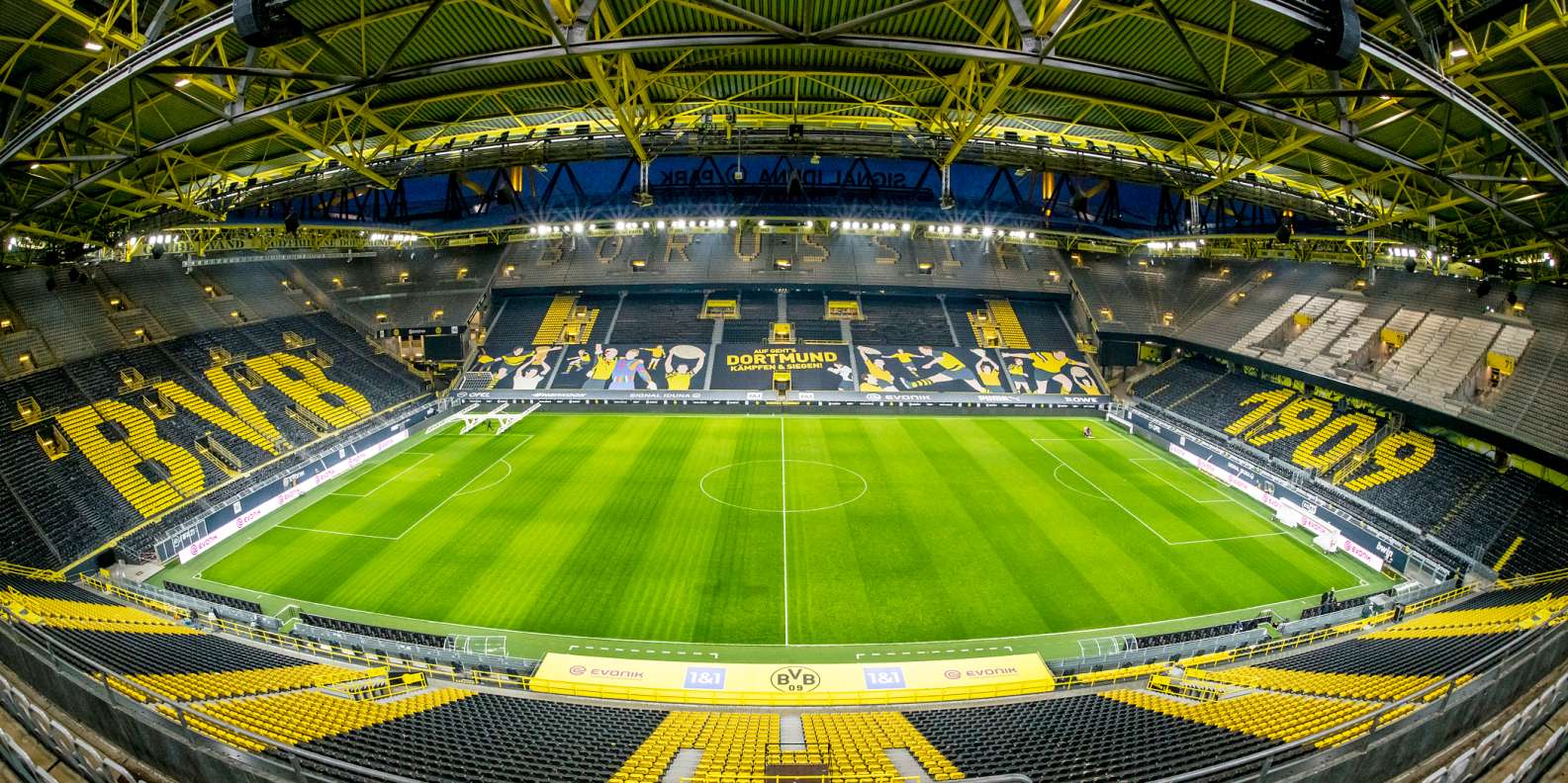 Sitade ya Signal Iduna Park, ikinirwaho na Dortmund nayo izakira iri rushanwa