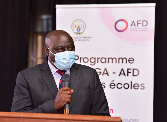 Guverineri w'Intara y'i Burasirazuba Emmanuel Gasana nawe yari yitabiriye uyu muhango