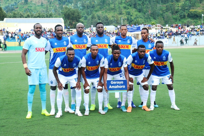 Rayon Sports ubusanzwe yabaga ifite benshi barangije amasezerano