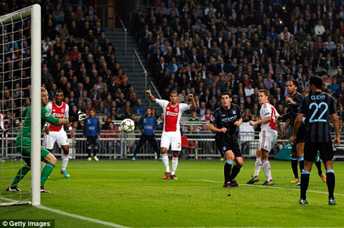Ajax Amasterdam yatsinze Manchester City ibitego 3-1.