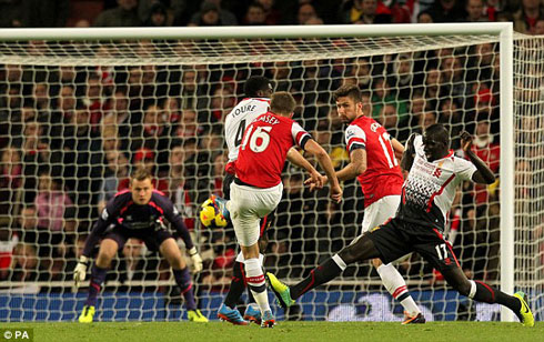 Aaron Ramsey niwe watsinze igitego cya kabiri.