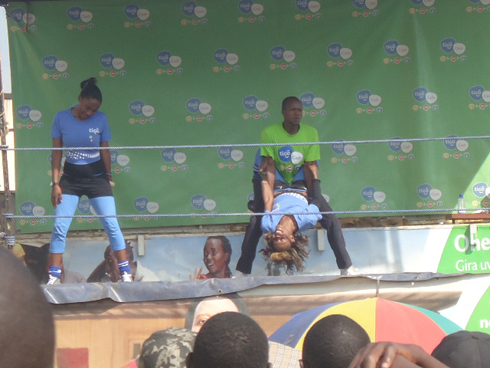 Ababyeyi ntibishimiye uko uyu mukobwa n