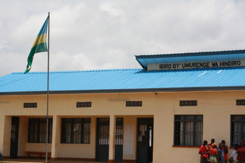 Abadafite amabendera basabwe kuyashaka byihuse.