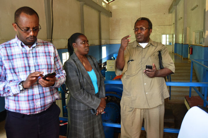 Abadepite ba PAC bari ku Rugomero rwa Rugezi rumaze amezi hafi 10 rudakora.