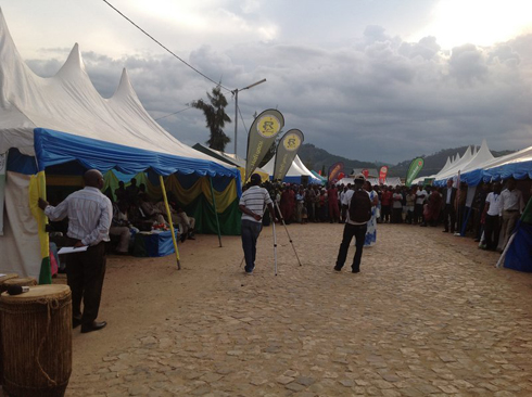 Abafatanyabikorwa batandukanye bari mu imurikabikorwa n