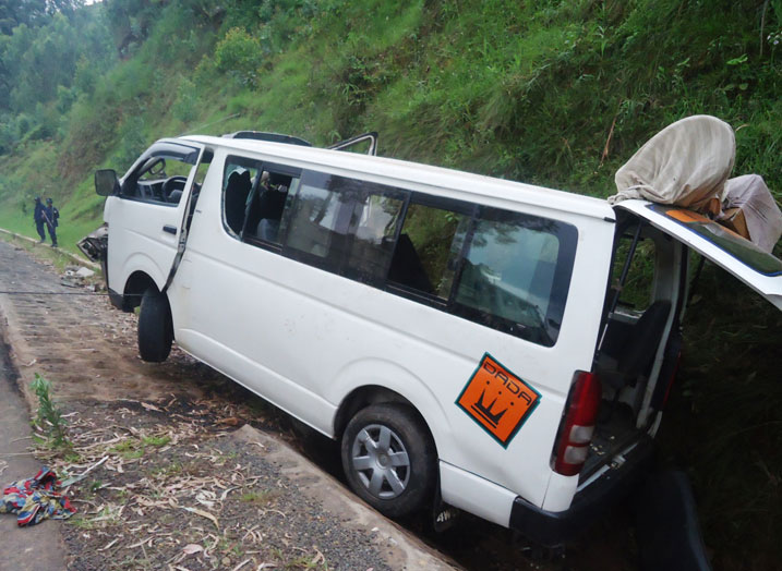 Abagenzi batatu bari mu ruhande rw'umugunguzi ni bo bapfuye.