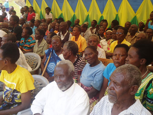 Abageze mu zabukuru b'i Nyamasheke bijihije umunsi wabo.