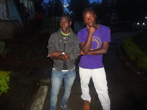 Abagize itsinda "The Shooters".