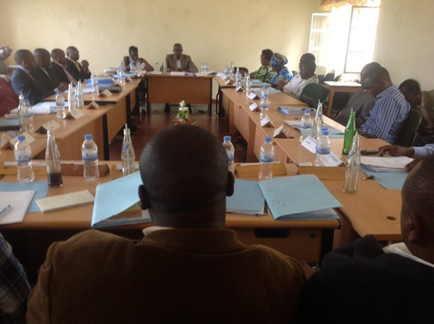 Umwanzuro wo kwirukana abo bakozi wafatiwe mu nama y