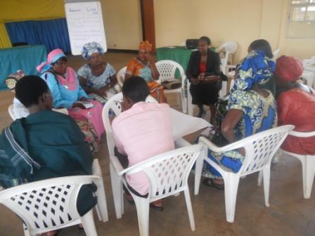 Abagore bahagarariye abandi muri Kamonyi.