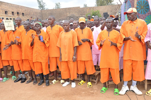 Abagororwa bafungiye muri gereza ya Rilima bigishijwe gahunda ya “Ndi Umunyarwanda” ibakora ku mutima.