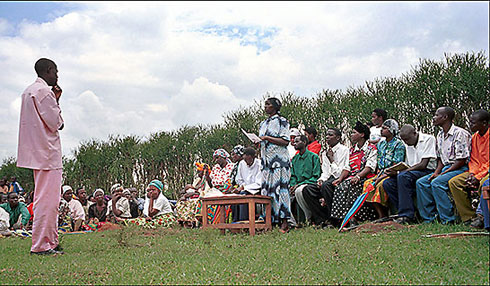 Umwe mu bagororwa asaba imbabazi abo yiciye abantu muri Jenoside.