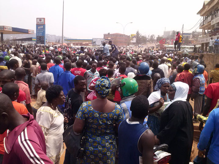 Hari hari abantu besnhi bashungereye.