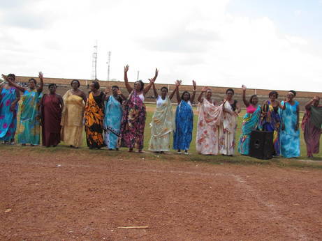 Abakandida babanje kwiyereka abaturage.