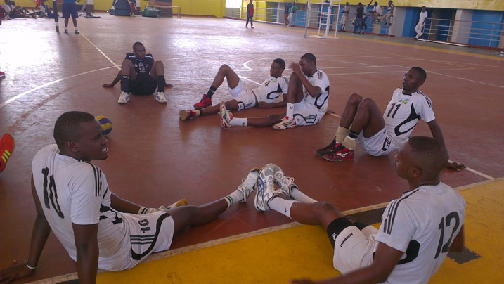 Abakinnyi ba APR bagaragazaga ko umukino waboroheye, bategereje guhura na Rayon Sport ku mukino wa nyuma mu byumweru bibiri.