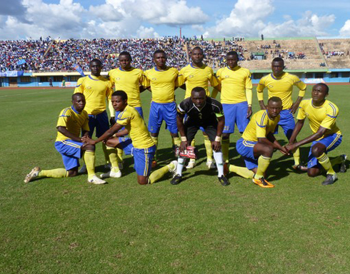 Abakinnyi ba AS Muhanga babanje mu kibuga.