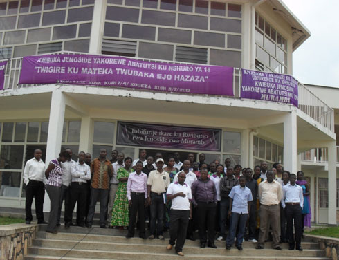 Abakozi ba Komisiyo y