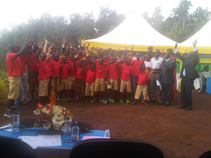 Abana bafite ubuzima bwihariye barererwa mu kigo "Baho neza mwana" barishimira amasomo bigira aho barererwa.