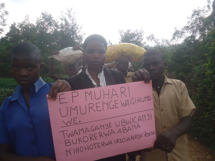 Abana bamagana urupfu mugenzi wabo yakorewe.