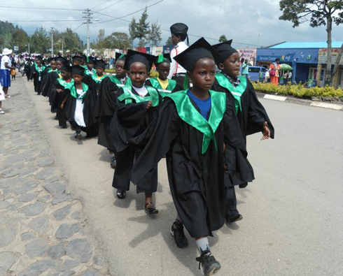 Abana barangije amashuri y