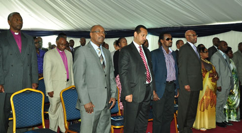 Abandi bantu batandukanye bari bitabiriye uwo muhango.