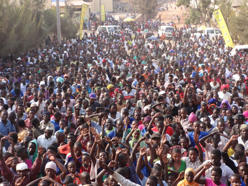 Abantu benshi bari bitabiriye.