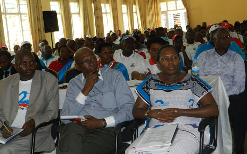 Abanyamuryango ba FPR ngo bakwiye gutanga imisanzu yo kunganira guverinoma kugira ngo abaturage bo mu burasirazuba babone amazi menshi kandi meza.