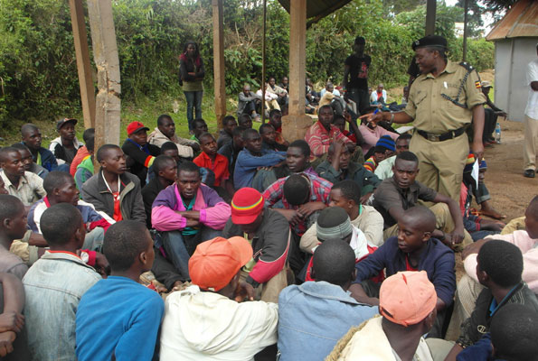 Abanyarwanda bari binjiye muri Uganda nta burenganzira.
