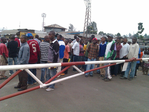 Abanyarwanda bari baheze hagati y