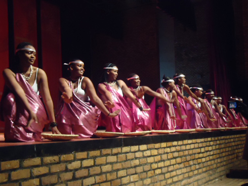 Abanyarwanda na bo beretse Abashinwa uko babyina.