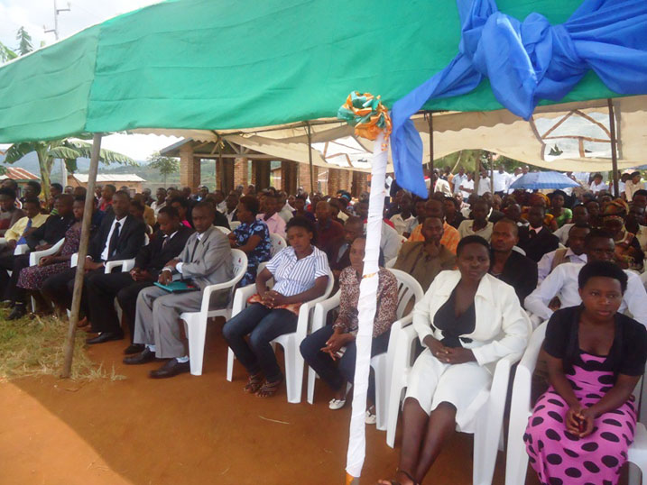 Abanyeshuri 235 bigaga imyuga mu Ishuri rya Rubona VTC ni bo bahawe impamyabushobozi.