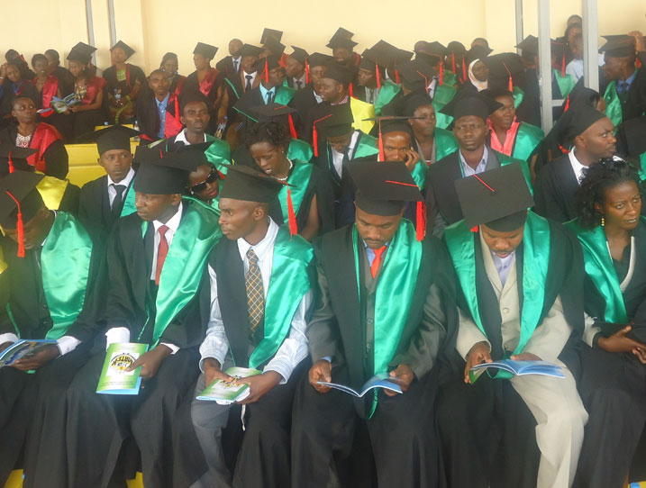 Abanyeshuri barangije muri INATEK ngo biteguye gutanga umusanzu wabo mu kubaka igihugu.