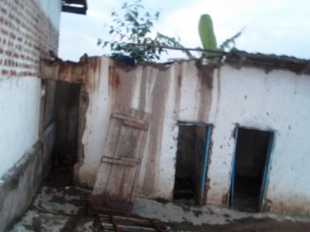 Abanyeshuri bifuza kubakirwa andi mazu yo gukarabiramo kuko ayo bafite ashaje.