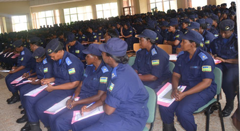 Abapolisikazi 700 nibo bari guhugurwa ku kurwanya ihohoterwa rishingiye ku gitsina.