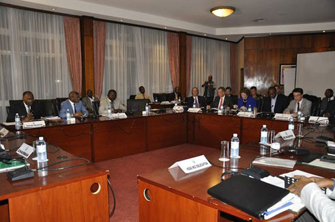 Abari mu biganiro Kampala hari abatashye taliki 19/10/2013.