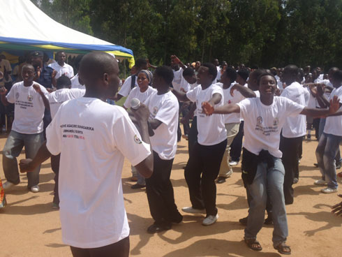 Abari mu itorero baba bifitiye ibyishimo bidasanzwe.