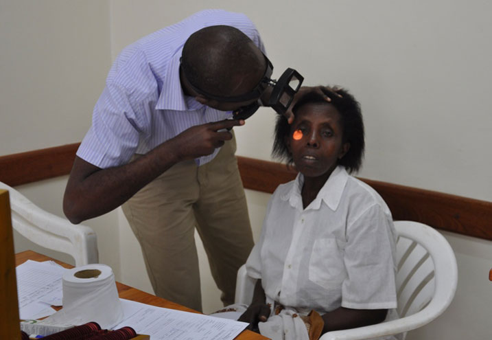 Abarwayi bamwe bahise batangira gusuzumwa zimwe mu ndwara barwaye.