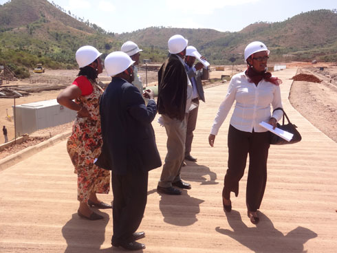 Abasenateri Tito Rutaremara,Kalimba Zephyrin,Mukabalisa Donatille basura OSBP.