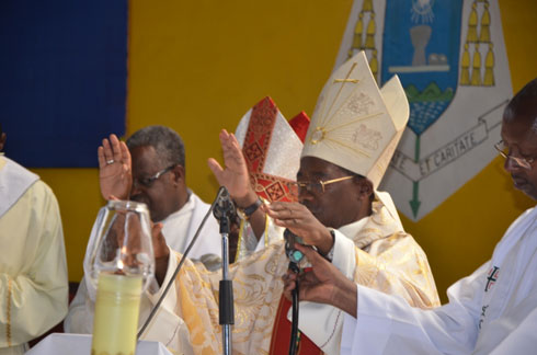 Abashumba b'amadiyosezi ya Bukavu na Cyangugu basengera amahoro.