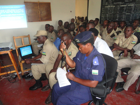 Abashyitsi bagaragarijwe ishusho ya gereza ya Musanze muri iki gihe.