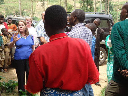 Abaterankunga basuye n'izindi koperative zatewe inkunga na Coopte Mulindi.