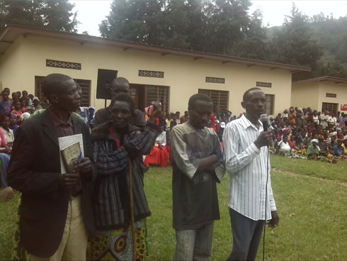 Abaturage babajije ibibazo byabo mu ruhame.